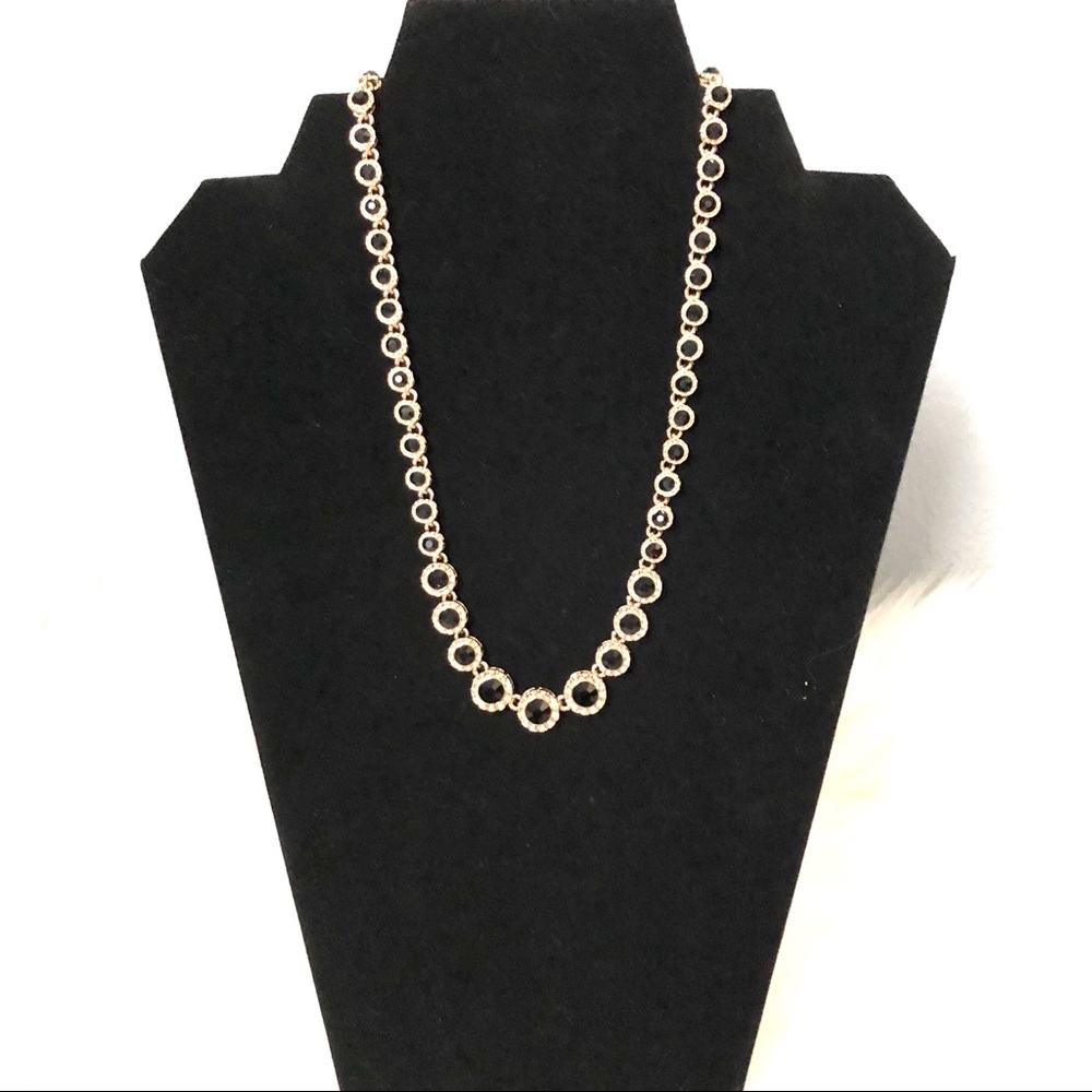 Express Gold and Black Elegant Round Necklace